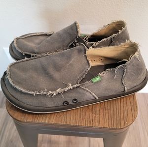 Men's Sanuk Slip Ons Size 15 Used